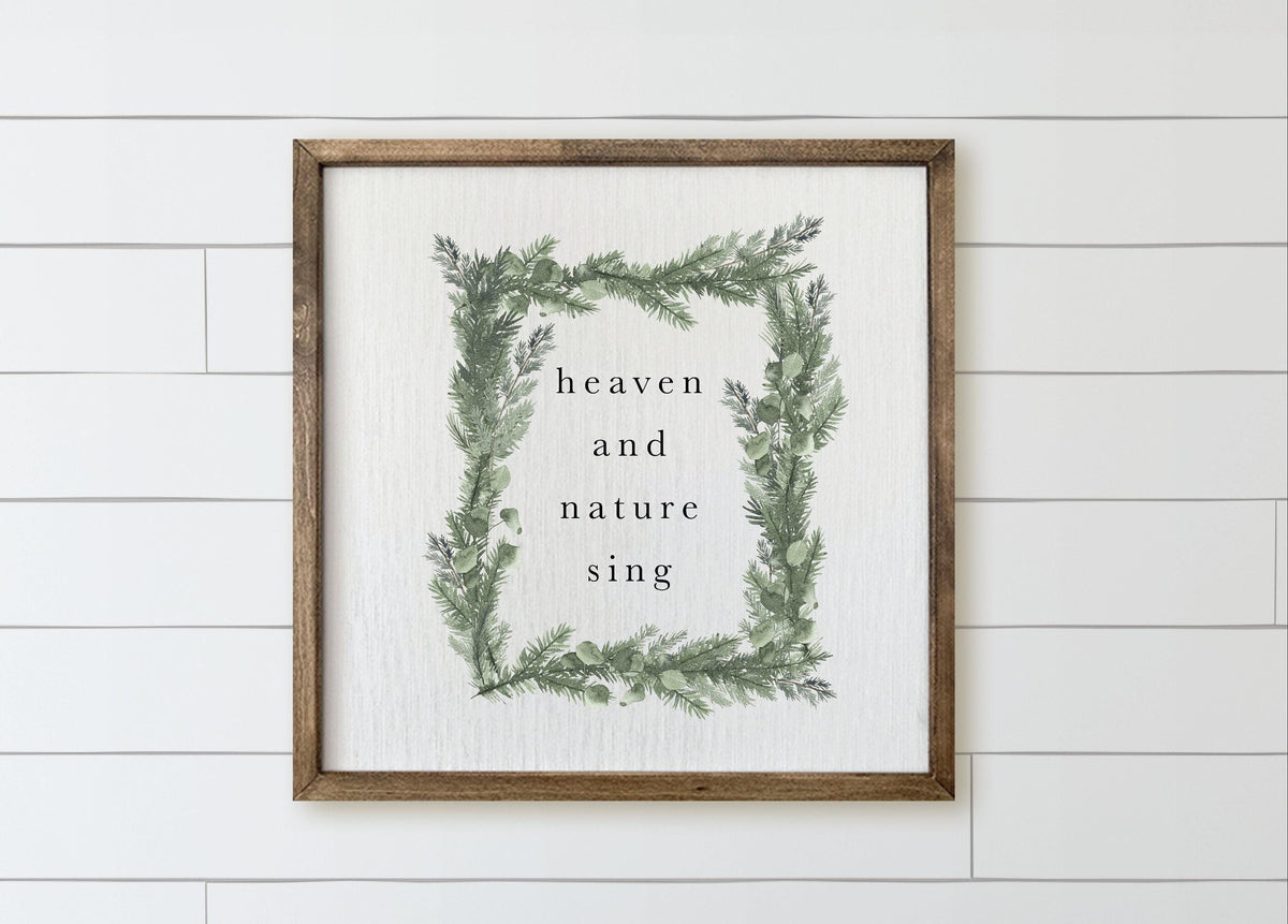 Wooden Frames - Heaven and Nature Sing Christmas Wreath