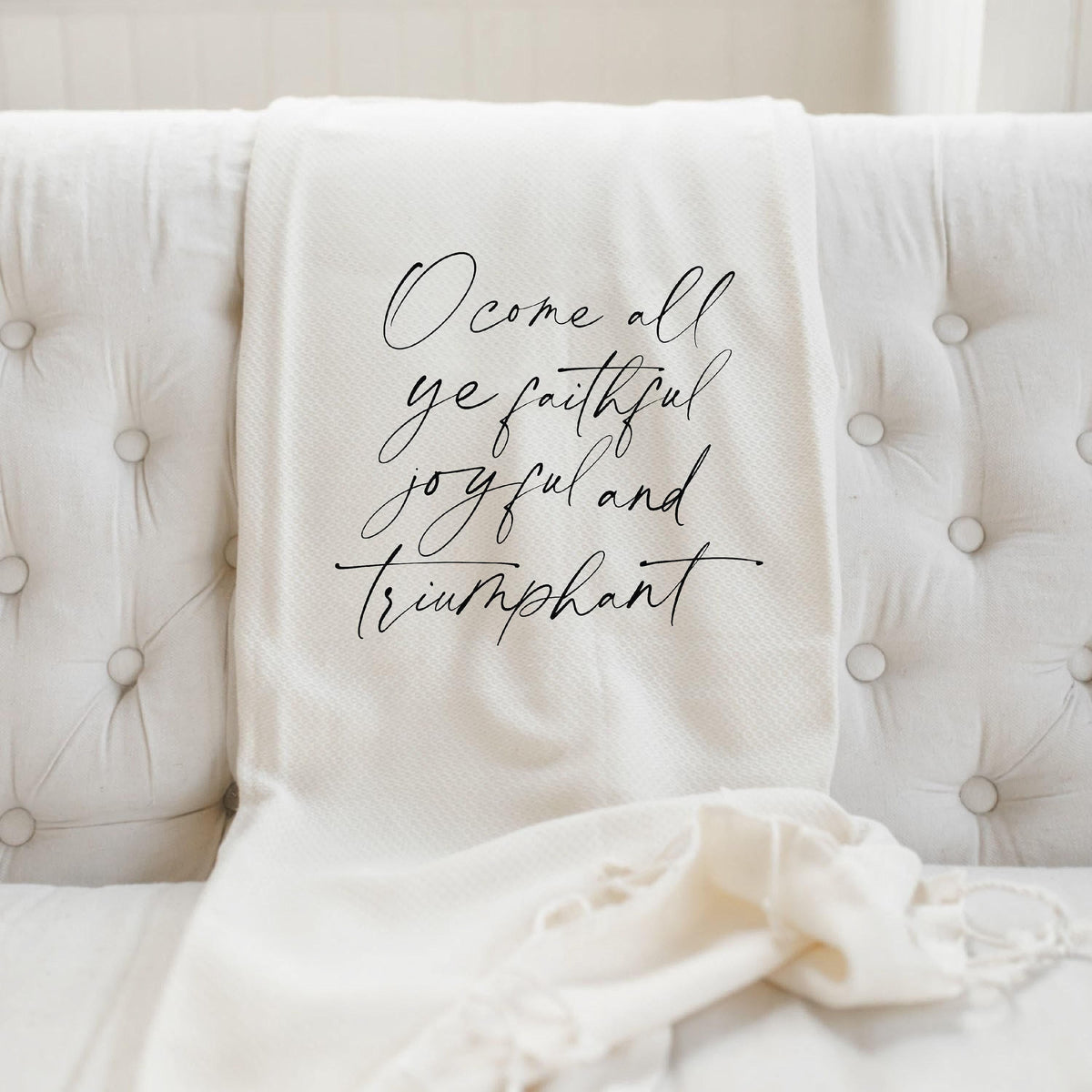 Throw Blankets - O Come All Ye Faithful