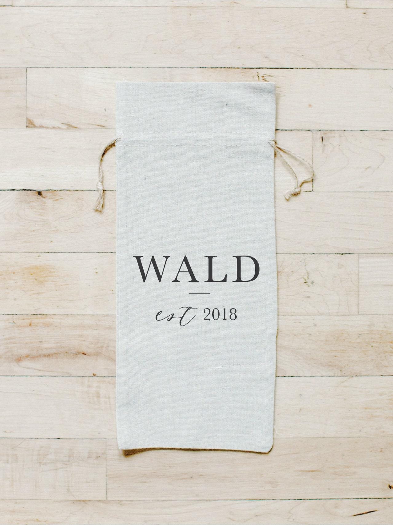 Personalized Wine Bags - Personalized Last Name With Line