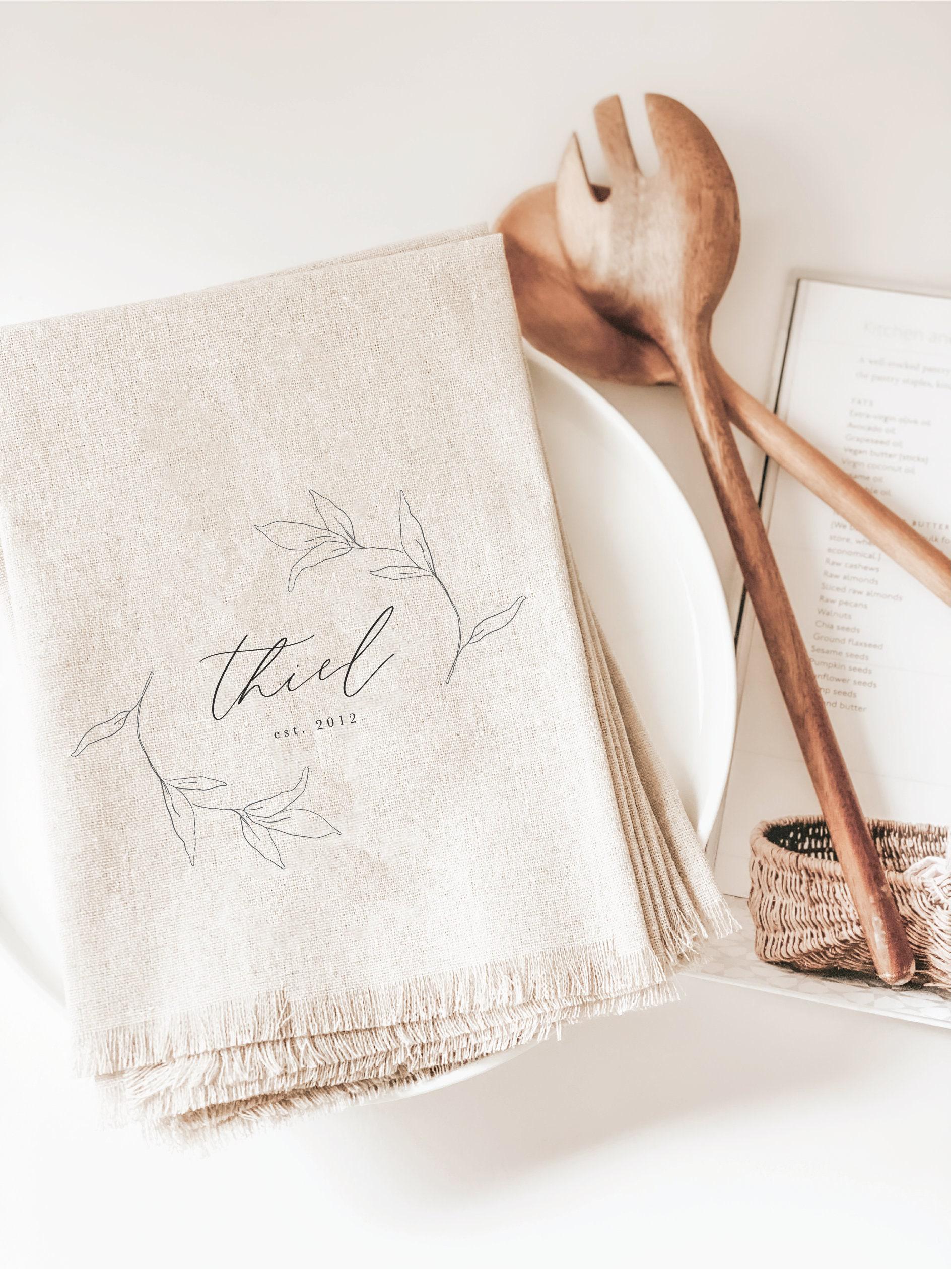 Personalized Linen Napkin: Rustic Family Name Wedding Decor