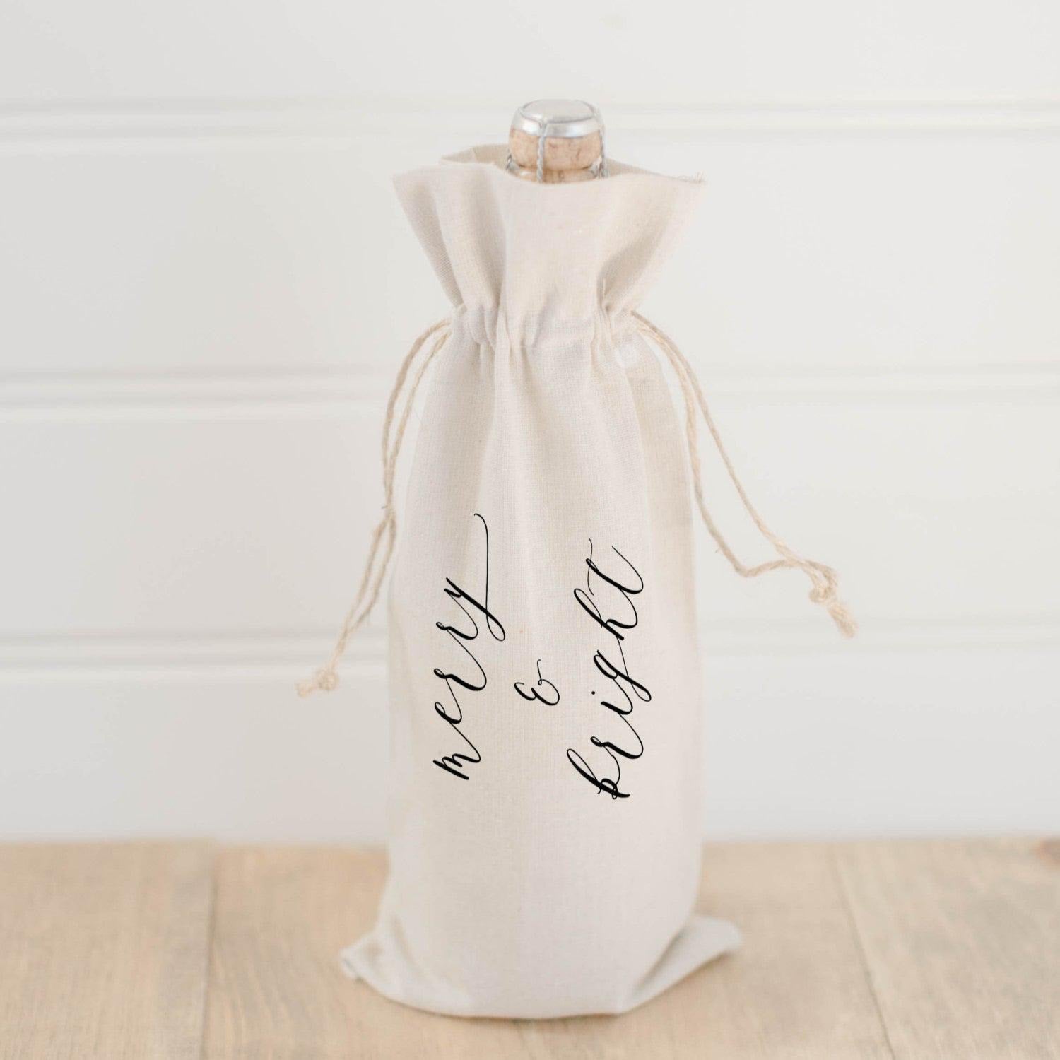 Christmas Wine Bag - Merry & Bright Wine Bag - Handmade in USA, Christmas tote, Holiday present, Seasonal gift, Yuletide Wine Cover
