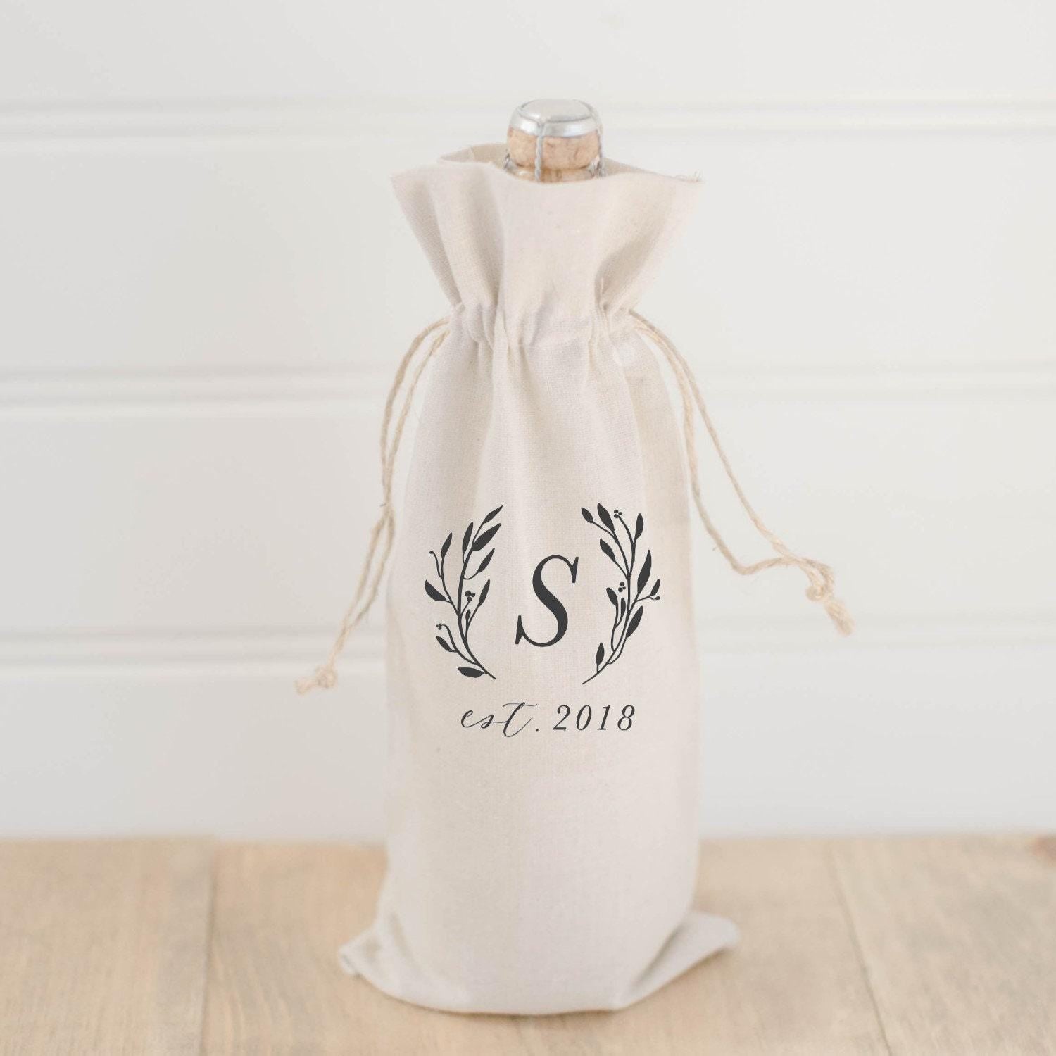Personalized Linen Wine Bag: Laurel Last Name, Wedding Favor