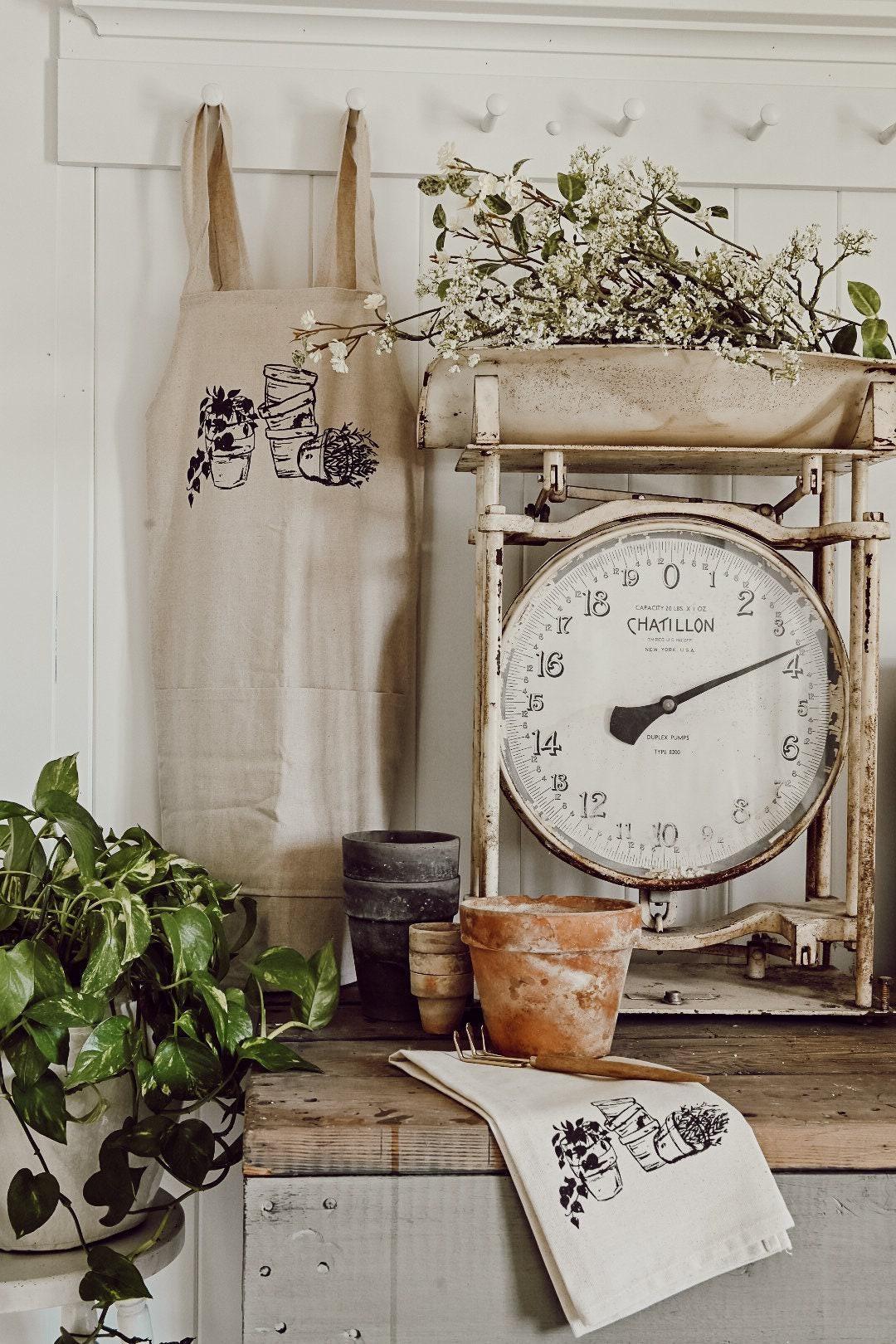 Aprons - TerraCotta Pot Sketch